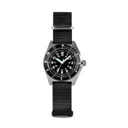 QM "Vietnam" Quartz Wristewatches US Special Forces UDT Military Men's 300M Diver Super Light Japan VH31 Movement SM8019BA