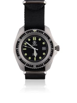 QM UDT Men's Watch Military Sport Watch Army Green Outdoor Diver Fashion Accessories SM8016C Japan Movement 300M ATM