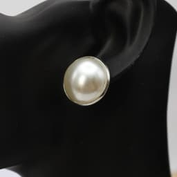20mm Exaggerate Round White Imitation Pearl Stud Earring for Women Simple Temperament Wedding Jewelry Christmas Day Girl Gift