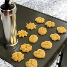 Cookie Press Gun and Icing Set Christmas Spritz Alloy Churro Maker With 4 Pastry Tip 20 Discs Biscuit Mold Tool