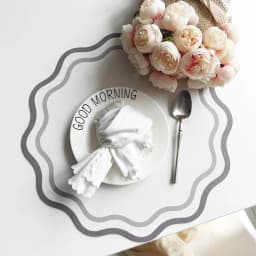 1/4/6pcs Faux Leather Placemats Printed Flower Shape Insulated Table Mat for Kitchen Dining Table Striped Christmas Plate Mat