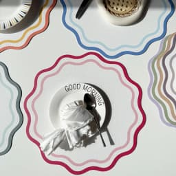 1/4/6pcs Faux Leather Placemats Printed Flower Shape Insulated Table Mat for Kitchen Dining Table Striped Christmas Plate Mat