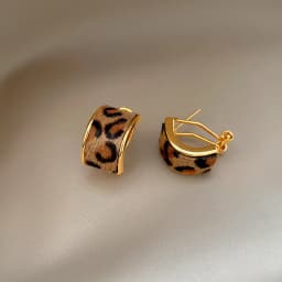 Light Luxury Leopard Print Metal C-shaped 2025 Women's Hanging Earrings Christmas Party Unusual Ear Accessories Trendy Jewelry