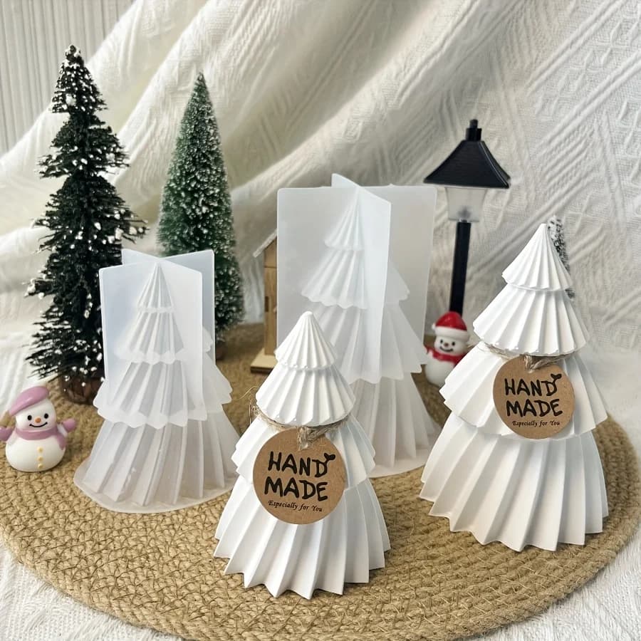 2pcs DIY Resin Molds for Christmas Tree Ornaments - Silicone Candle, Plaster, and Resin Crafting Molds with Festive Snowflake