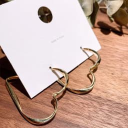 Minimalist Big Heart Hoop Earring for Women Unique Gold Color Wave Loop Ear Statement Party Jewelry LOVE Christmas Gift