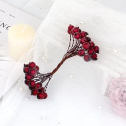 40pcs Mini Christmas Frosted Artificial Berry Vivid Red Holly Berries Wedding Party Decoration Artificial Flowers Home Decor