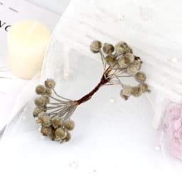 40pcs Mini Christmas Frosted Artificial Berry Vivid Red Holly Berries Wedding Party Decoration Artificial Flowers Home Decor