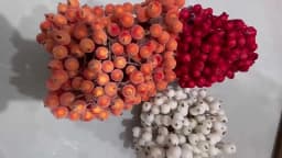 40pcs Mini Christmas Frosted Artificial Berry Vivid Red Holly Berries Wedding Party Decoration Artificial Flowers Home Decor