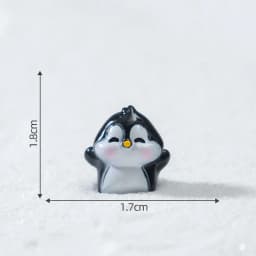 10pcs Christmas Snowman Elk Bobsleigh Mini Resin Jewelry Pendant DIY3D Glossy Micro-Landscape Desktop Small Decorative Item