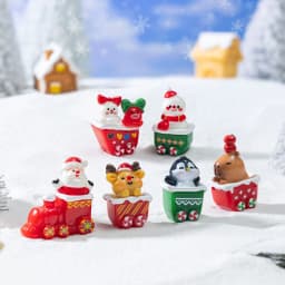 10pcs Christmas Snowman Elk Bobsleigh Mini Resin Jewelry Pendant DIY3D Glossy Micro-Landscape Desktop Small Decorative Item