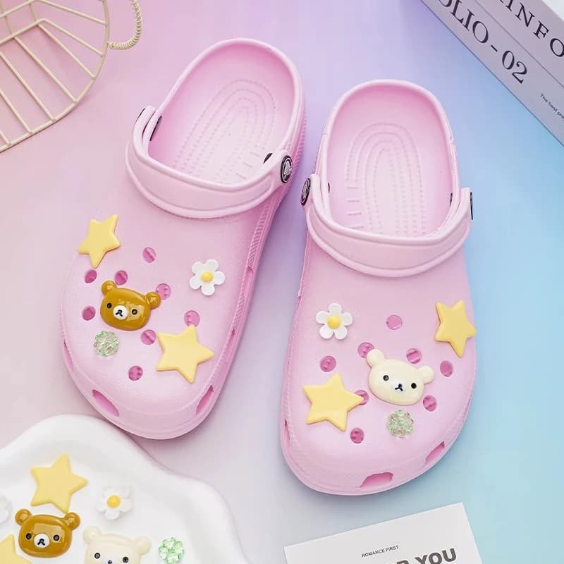 New Christmas DIY Gift Shoes Charms Removable Cute Four-Leaf Clover Bear Stars Shoe Accessories for Girls Women Summer Shoes