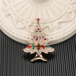 SKEDS 2026 Summer New Design Christmas Tree Brooch Luxury Jewelry Women's High-End Exquisite Pin Badges Wedding Corsage