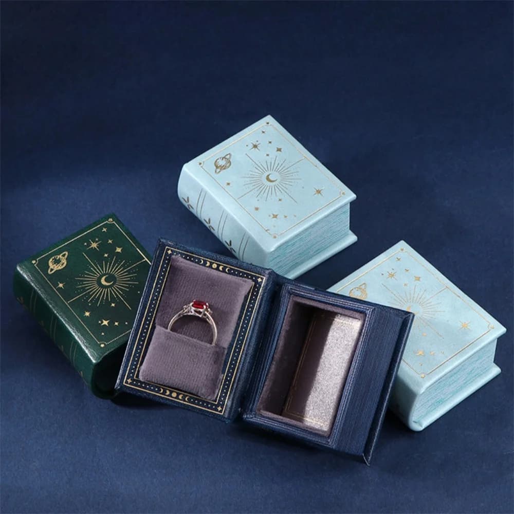Valentine's Day Proposal Ring Box High-end Retro Engagement Wedding Jewelry Box Magnetic Romantic Birthday Christmas Gift Box