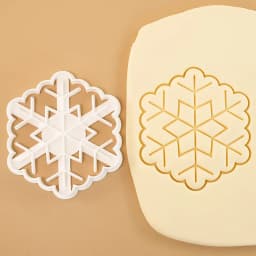 4 Pcs Christmas Cookie Cutter Set Snowflake Santa Claus Snowman XMAS Tree Shape Biscuits Molds for Winter Holiday Baking