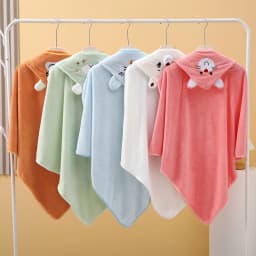 New Coral Fleece Bath Towel for Infants and Children, Suitable for Use in Bathrooms, Swimming Pools, Beaches, and Families. Can Be Used as a Newborn Blanket. Super Absorbent, Comfortable and Soft Fabric. New Pattern Design. Microfiber. Suitable for Infants and Children Aged 0-3 Years. Ideal as a Top Choice for Baby Christmas Gifts