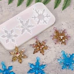 2pcs 3D Snowflake Pendant Silicone Mold DIY Craft Necklace Earrings Pendant Christmas Decoration Epoxy Resin Casting Mold