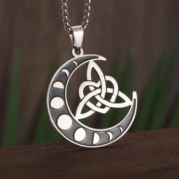 Exquisite Stainless Steel Pattern Witch Knot Pendant Necklace Celtic Knot Lucky Jewelry Christmas Gift for Friends and Family