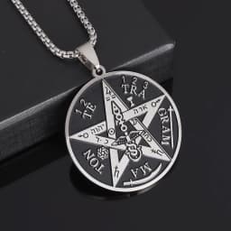 Exquisite Stainless Steel Pattern Witch Knot Pendant Necklace Celtic Knot Lucky Jewelry Christmas Gift for Friends and Family