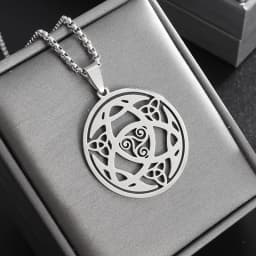 Exquisite Stainless Steel Pattern Witch Knot Pendant Necklace Celtic Knot Lucky Jewelry Christmas Gift for Friends and Family