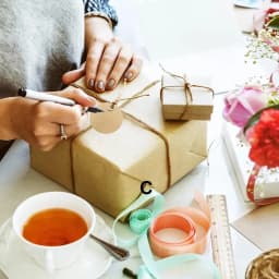100Pcs Round Tags 3/4/5cm Circle Kraft Paper Blank Gift Tags Price Tags with Hole Hang Tag for Craft Birthday Wedding Christmas
