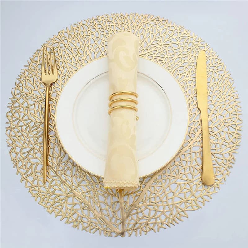 Set of 4 Table Mat Leaf Golden PVC Placemat Hollow Insulation Coaster Pads Table Bowl Home Christmas Modern Style Decor