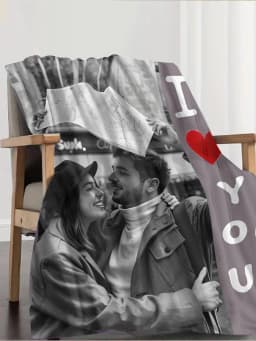 1 Piece Custom Photo Personalized Flannel Blanket - Ideal Gift for Christmas, Halloween, Birthdays, and Anniversaries, Soft, Warm, Comfortable, Skin-Friendly, Machine Washable Blanket, Suitable for Sofa, Bed, Car, Camping, Office, Home Decor