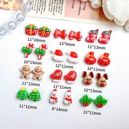 20PCS Kawaii Painted Snowman Gloves Resin Nail Charms 3D Cartoon Reindeer Gift Box Nail Art Decorations DIY Christmas Nail Parts