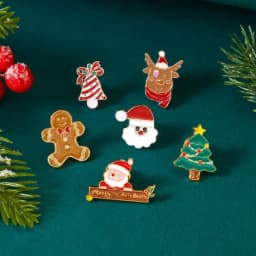 Fashion Xmas Brooch Badge Set for Women Christmas Pins Snowman Snowflake Deer Bell Hat Sock Tree Cartoon Cute Jewelry Gift