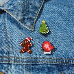 Fashion Xmas Brooch Badge Set for Women Christmas Pins Snowman Snowflake Deer Bell Hat Sock Tree Cartoon Cute Jewelry Gift