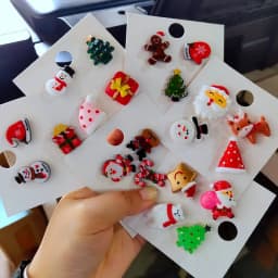 Fashion Xmas Brooch Badge Set for Women Christmas Pins Snowman Snowflake Deer Bell Hat Sock Tree Cartoon Cute Jewelry Gift