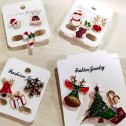 Fashion Xmas Brooch Badge Set for Women Christmas Pins Snowman Snowflake Deer Bell Hat Sock Tree Cartoon Cute Jewelry Gift