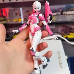 2025 New Arrival Md002 Furai Figure Arcee Anime Model Autobot Cee Action Rooms Decoration Collecte Toys Christmas Birthday Gifts