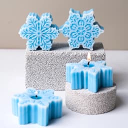 2 Holes 3D Snowflake Silicone Candle Mold Christmas Scented Candle Ornament Keychain Pendant Plaster Epoxy Resin Mold Craft Gift