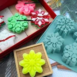 1Pcs Silicone Snowflake Mold for Christmas Baking Thickened Mold for Making Snowflake Candles Desserts Mousse And Candy