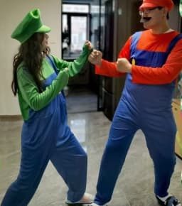 Halloween Cosplay Costume for Adults Super Luigi Bros Overall Set with Hat Game Character Jump Suit for Christmas Party Stage Pe