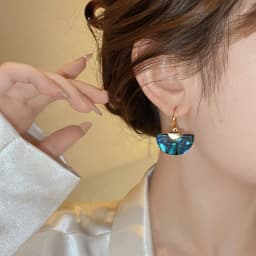 Design Sense Green Texture Fan-shaped Pendant Earrings 2025 New Jewelry Unusual Fashion Accessories For Women's Christmas Earrin