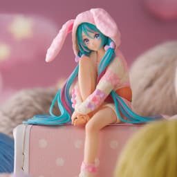 New In Stock Hatsune Miku Rabbit Ear Pajamas Collectible Anime Action Kwaii Miku Figures Model Toys Christmas Gifts
