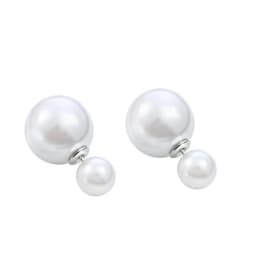 NEW 16mm Big Imitation Pearl Stud Earrings Women Europe and America Simple Round Ball Brincos Jewelry Birthday Friend Christmas