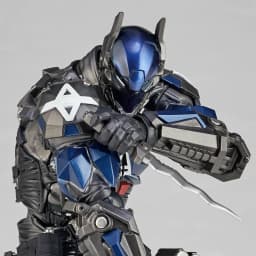 AMAZING YAMAGUCHI Action Figure Arkham Knight Batman Red Hood Robin Jason Todd Figuarts Game Model Toy Collection Christmas Gift