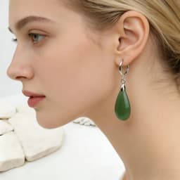 Green water droplet pendant earrings, crystal clear ice red water droplet design, vintage long women's earrings, Christmas gift.