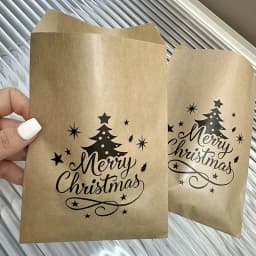 25-Pack Christmas Kraft Paper Gift Bags with Christmas Tree Design for Holiday Party Favors, Xmas Candy Cookie Packaging