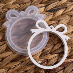 Christmas Series Hanging Pendant Silicone Mold DIY Resin Gypsum Mould Christmas Tree Deer Gloves Snowflake Home Decor Supplies