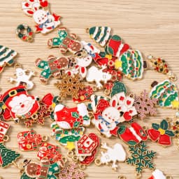 Tusember 10pcs Enamel Christmas Gingerbread House Charms for Christmas Necklaces Earrings Bracelets Pendant Craft