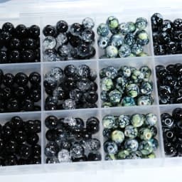 340pcs 8mm Acrylic Black Round Bead Jewelry Making Set Box, Suitable for DIY Bracelets, Necklaces and Earrings Christmas