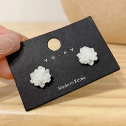 White Flower Stud Earring for Women Simple Korean Design Sweet Camellia Special Ear Jewelry Wedding Best Friend Christmas Gift