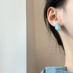 Irregular Smudging Resin Blue Jelly Ice Cute Geometric Bean Stud Earrings for Women Unique Design Party Jewelry Christmas Gift