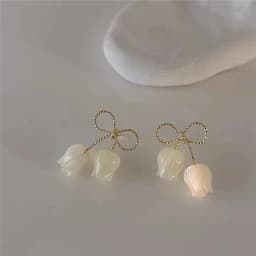 White Color Bowknot Tulip Flower Stud Earrings For Women Brincos Feminino Fashion Rhinestone Jewelry Christmas Girl Friend Gift