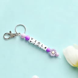 1 Personalized Custom Daisy Silicone Keychain, Beaded Keychain, Bag/Cup Charm, Name Tag Keychain, Christmas Gift