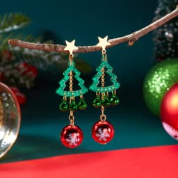 New Design Asymmetrical Snowflake Dangle Earring for Women Red Green Christmas Ball Bell Candy Cane Long Earring Holiday Jewelry