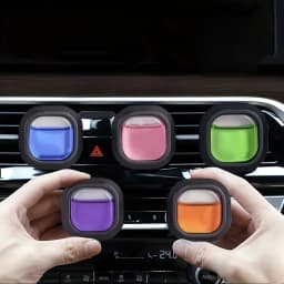 5-Piece Set of Car Air Fresheners with Random Colors, Car Fragrance Diffusers, High-End Scents for Car Air Vents, Long-Lasting Fragrance for the Car Interior, Easy to Install and Compact, Christmas and Halloween Gifts